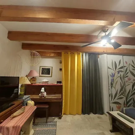 アパート Appartement Confortable A Roujan De 50 M² Roujan